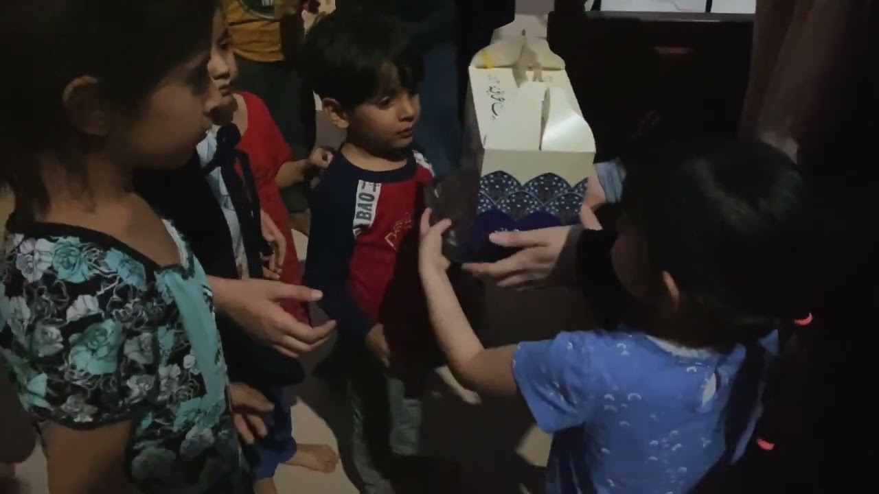 Zahra Trust: Distributing Iftar to Poor and Needy Families